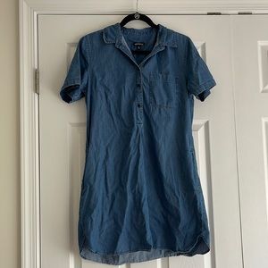 J Crew Chambray short sleeve quarter button dress